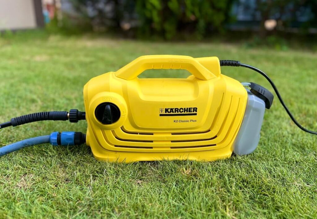 新発売 KARCHER ケルヒャーK2クラシックを徹底レビュー！プラスやカー